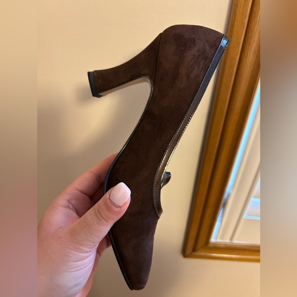 Matching Brown Purse and Shoes - Picture 12 of 13